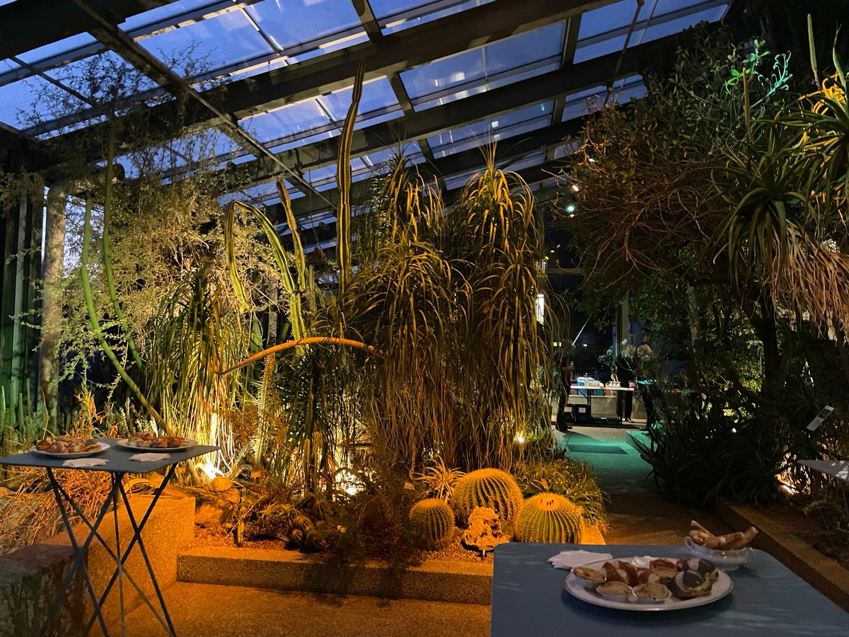JamesWSquire's tweet photo. Willkommen im Botanischen Garten!

Protecting biodiversity is a 🇬🇧 priority, so I’m glad to mark the start of the British Embassy’s #GreeningEmbassiesNetwork Presidency at Bern’s Botanic Garden.

Fruitful discussions on how we can collaborate in Bern &amp; globally on biodiversity. https://t.co/RJ3jQO4y7n
