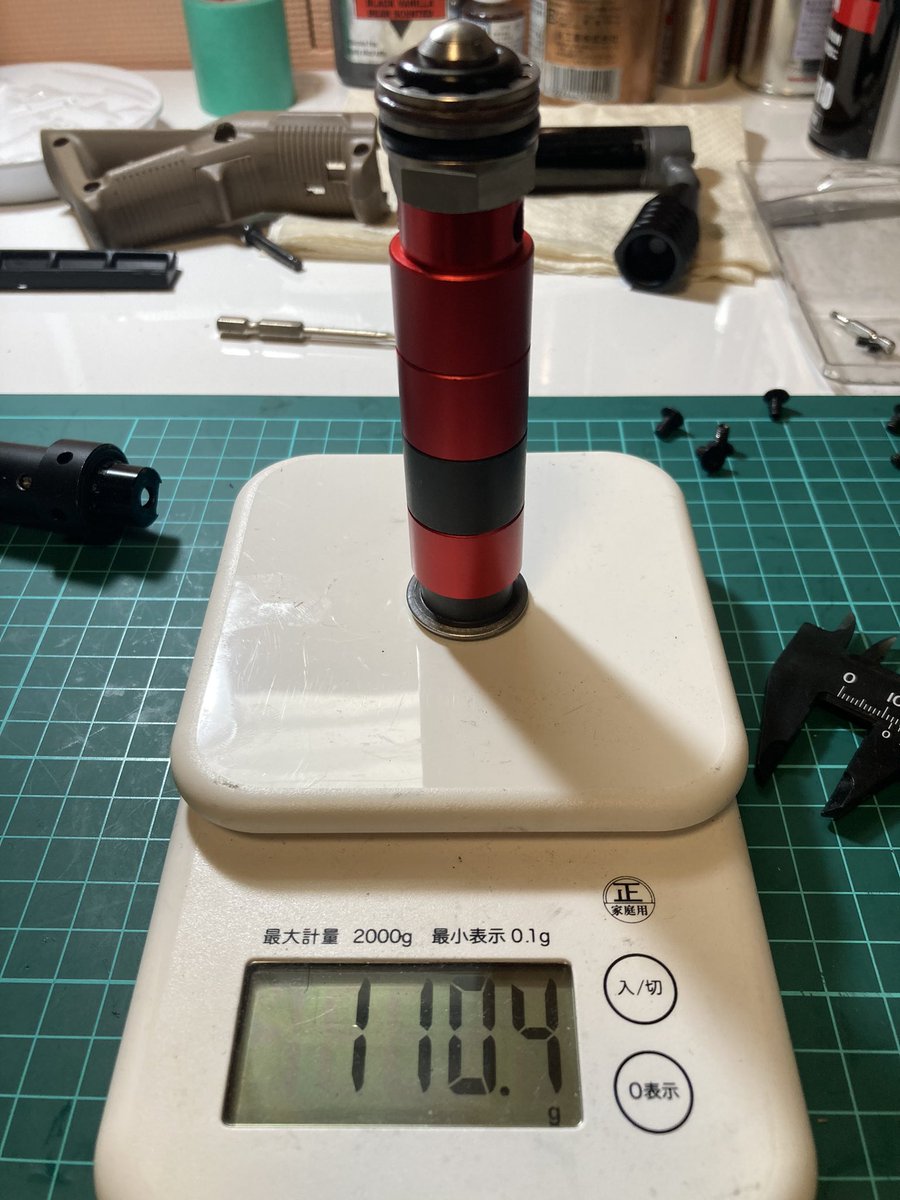 namba_36's tweet photo. ピストンが重たすぎる気がしたのでついでに少し軽くしました！
SRSもTAC41もいい感じ
＃SRS
＃TAC41
＃サバゲー
＃スナイパー https://t.co/Jhj3mhUWFz