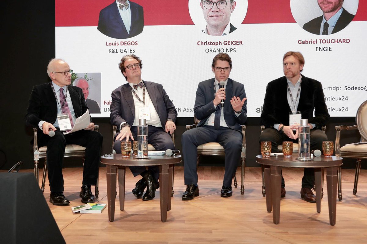 Option_Finance's tweet photo. #arbitragecontentieux24 La plénière portant sur le thème des contentieux liés au climat vient de commencer avec Louis Degos (K&amp;L Gates), Christoph Geiger @Oranogroup et Gabriel Touchard @ENGIEgroup, modérée par Fabrice Picod @AssasUniversite. https://t.co/N74L00kNQo