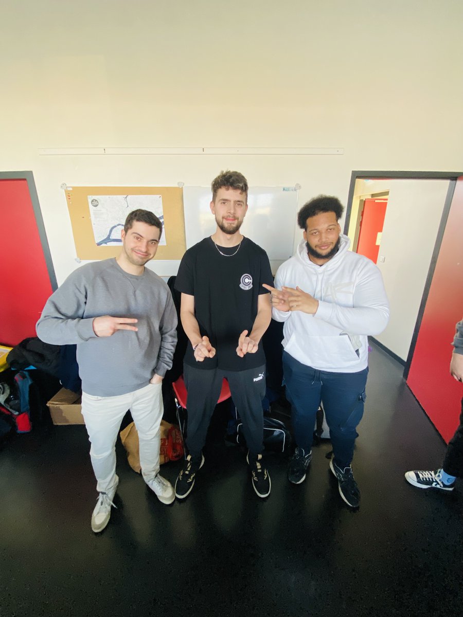 Beat by 44 tweet media