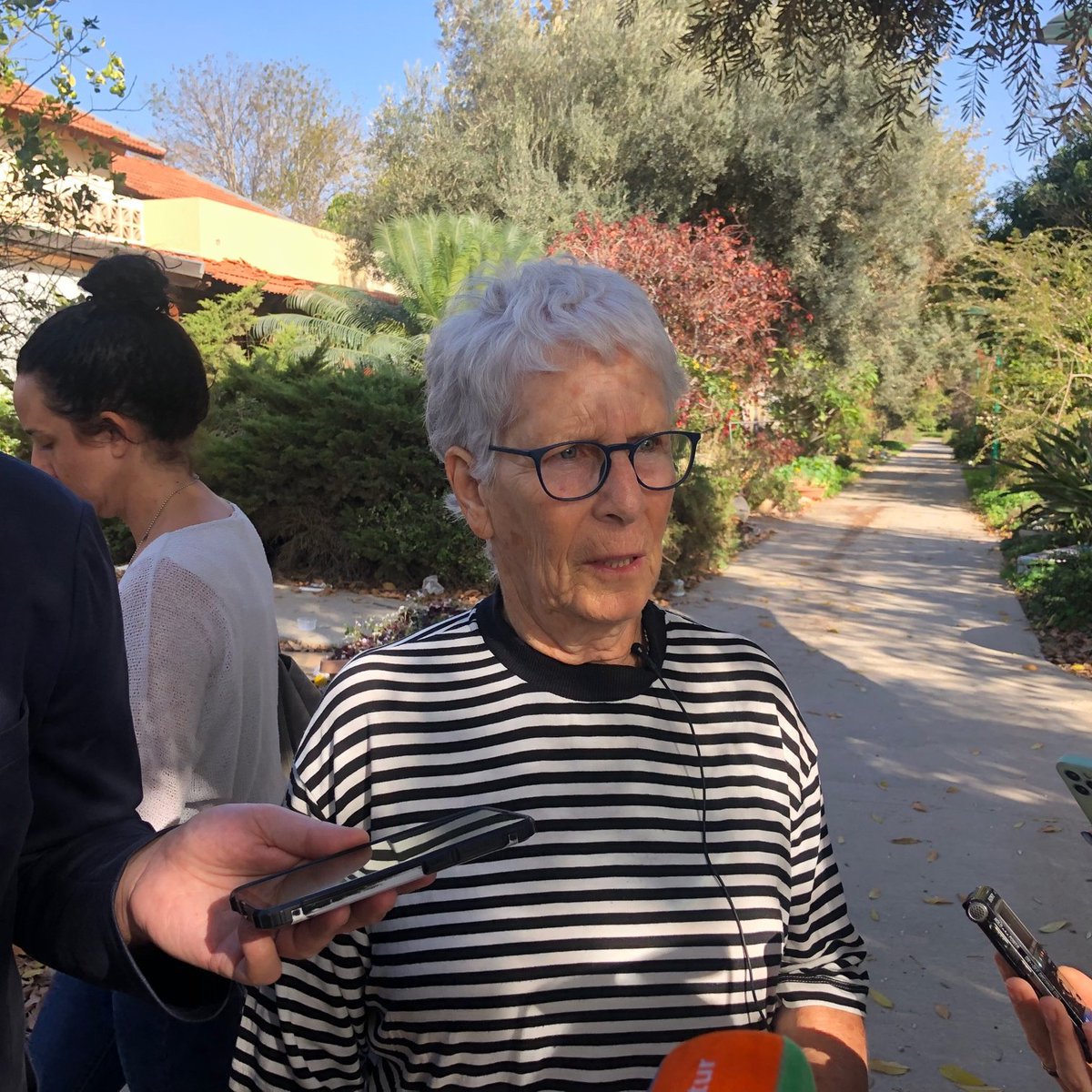 Die #israelische Gesellschaft steht knapp drei Monate nach dem 7. Oktober weiter unter Schock. Erleben kann man diese Grundstimmung vor allem an den Orten des Massakers der Hamas-Terroristen im Umkreis des #Gaza-Streifens.
deutschlandfunk.de/drei-monate-na…