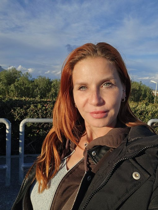 Ich bin wieder zur&uuml;ck. Gebt mir noch 1-2 Tage, dann hab ich das wichtigste geregelt und bin wieder f&uuml;r<a href="/tag/picoftheday"class="tags"><span>#picoftheday</span></a><a href="/tag/sexy"class="tags"><span>#sexy</span></a><a href="/tag/bestfans"class="tags"><span>#bestfans</span></a><a href="/tag/sexymorning"class="tags"><span>#sexymorning</span></a><a href="/tag/be"class="tags"><span>#be</span></a>