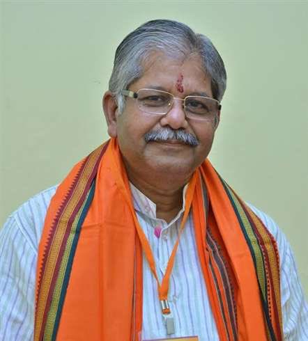 PrashantAOffice's tweet photo. भाजपा के वरिष्ठ नेता एवं बिल्हा विधायक आदरणीय श्री @dharam_kaushik जी को जन्मदिन की हार्दिक बधाई एवं शुभकामनाएं।

मैं ईश्वर से आपके उत्तम स्वास्थ्य एवं दीर्घायु जीवन की कामना करता हूँ। https://t.co/M4RsElttq4