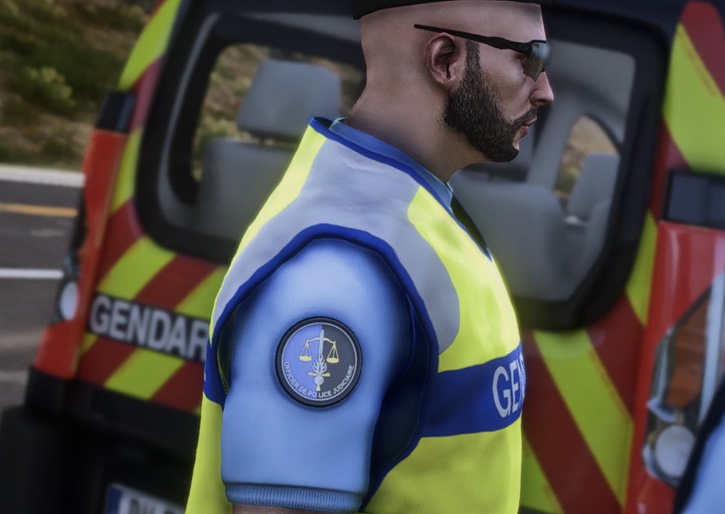 #OPJGN2024 Bravo à deux de nos membres qui deviennent officiellement Officiers de Police Judiciaire IRL depuis ce jour ! 💪🏻