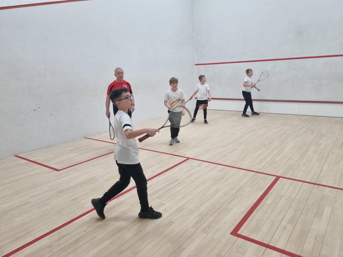 WillowsCE's tweet image. Many thanks to the wonderful coaches @stratfordsport for giving our Year 6 pupils a squash taster session yesterday. They thoroughly enjoyed themselves and many are commenting on how they will be returning for more!