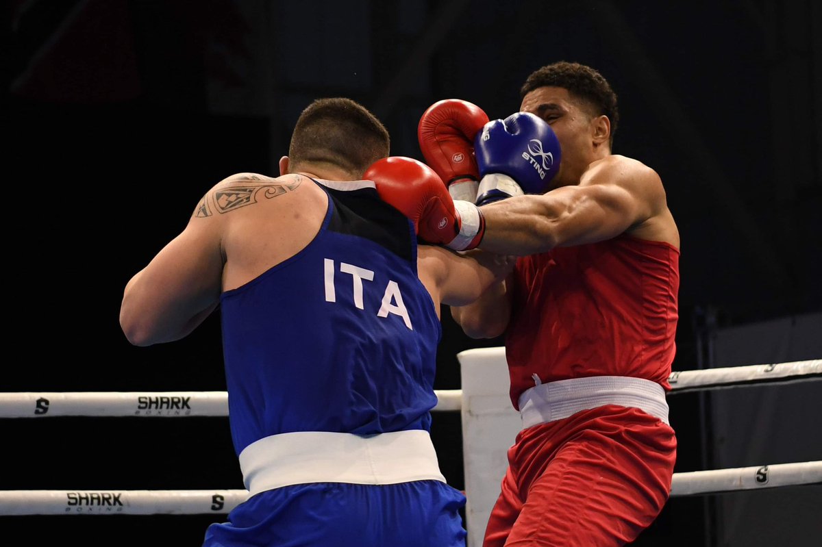 🚨🚨🚨#Foto #ITABOXING #Day2
🥊 Foto dei match 🇮🇹🥊

🥊 4° +92 Kg Lenzi vs Orie 🏴󠁧󠁢󠁥󠁮󠁧󠁿 3-2 
🥊 8º 60 Kg W Mesiano vs Rodriguez 🇪🇸 W rSC 3 round  

🏆🥊 BOXAM 2024
🏟️ Alicante 🇪🇸
📅 30/1 - 3/2 p.v.

🇮🇹🥊 FORZA #ITABOXING 
#Euro #Boxing #Boxer #Pugilato #FightNews #Fighter #Match
