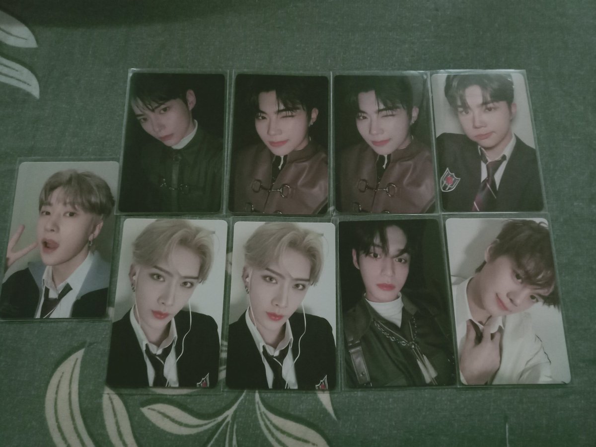 wts

- each rm10 exc postage
- take all rm90 free postage 

* hanbin gunwook prio tie ! 

dm if you wtb

#pasarzb1