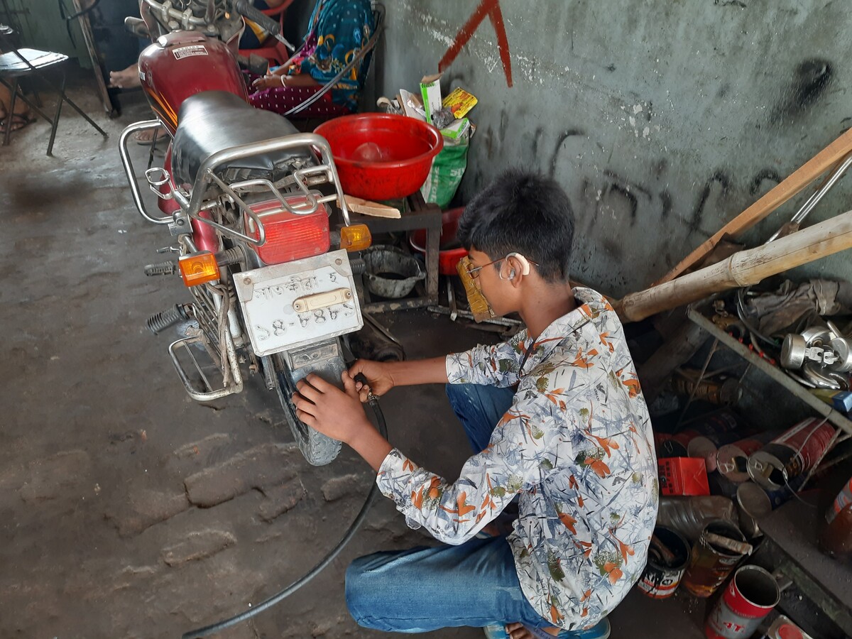 📈 Last year, we screened over 60,00 children for deafblindness and supported 1,205 young people to access vocational training, including Kumaresh who has enrolled on a motorcycle servicing training program 🏍️ 

Read our full 2022/23 impact report here: bit.ly/3U5bPYi