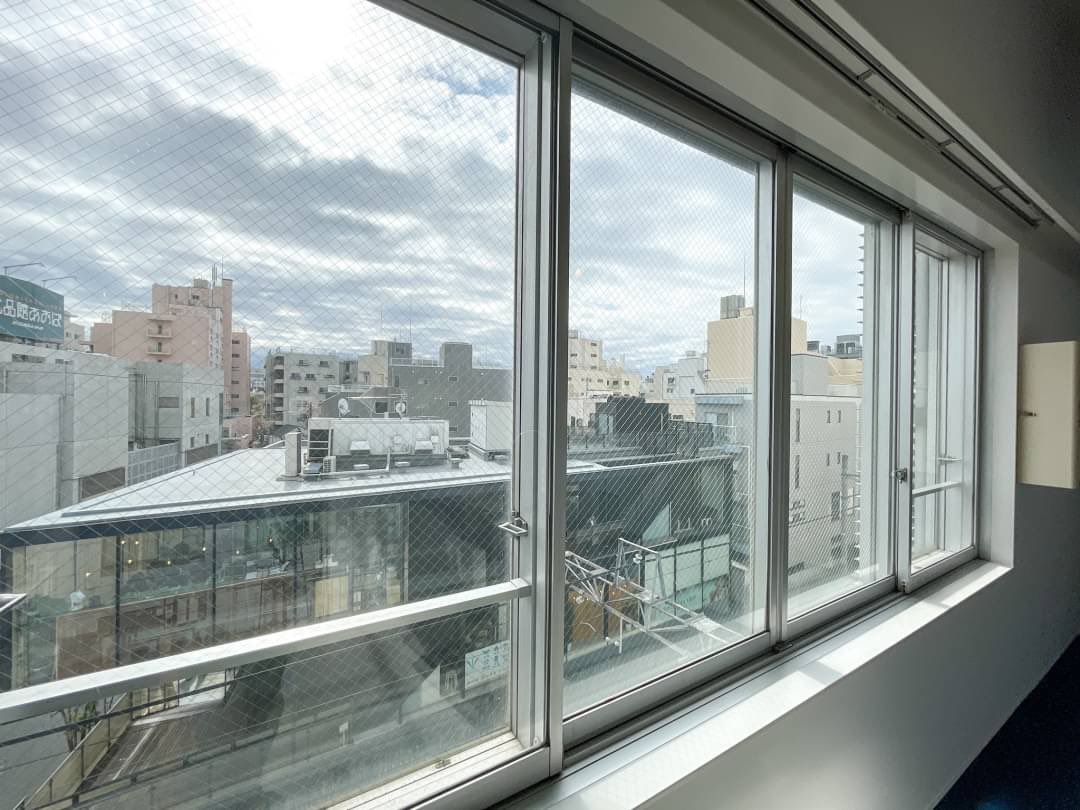 renodept's tweet photo. SOHOにうってつけ！
ブルーが映え���ワンルーム🦕🟦🛝

自由が丘のダルトンがご近所！
インテリアも気合い入りそう...！
selected：MTちゃん

▶︎▶︎ https://t.co/dEzeSLMIE4
#リノベ百貨店 #物件 #自由が丘 https://t.co/Wiykm8vOV3