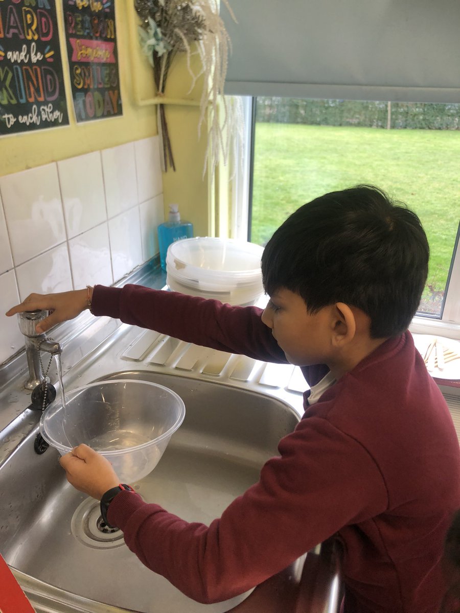 MountStewartSch's tweet photo. Exciting day in 3S! Students diving into a handwashing activity, mastering imperative verbs and adverbs for their instructional writing. Empowering young writers while keeping those hands squeaky clean! ππΏ#tmssyear3 #tmsswriting #activelearning #inspire #achieve #learn https://t.co/hbWH3Ft1aS