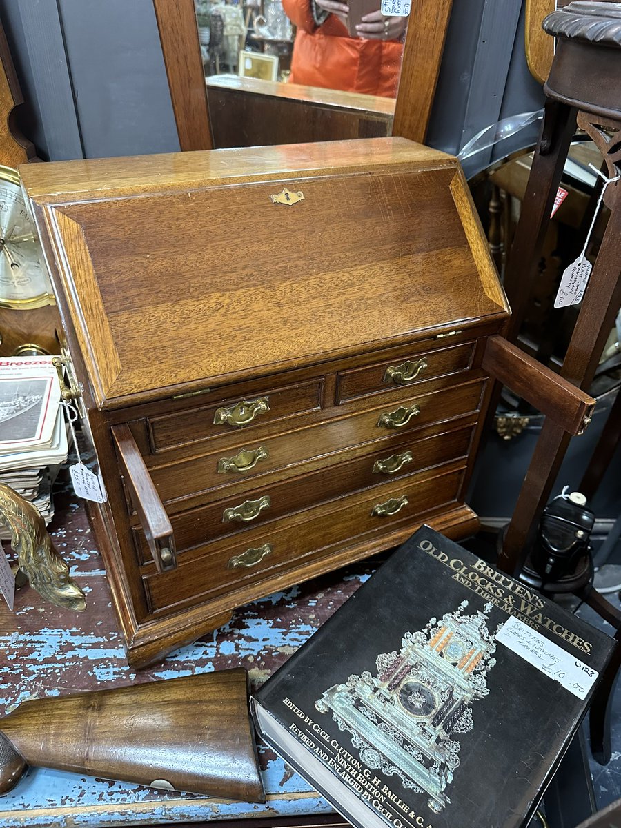 astraantiques's tweet photo. We absolutely love this miniature writing desk from unit 123. They were in yesterday restocking so pop and have a look from 10-5pm #antiquesdealers #fairweek #iacfantiquefairs #antiques #internationalantiquesdealers #astraantiquescentre #hemswell #lincolnshire https://t.co/oyIeS7zuMw