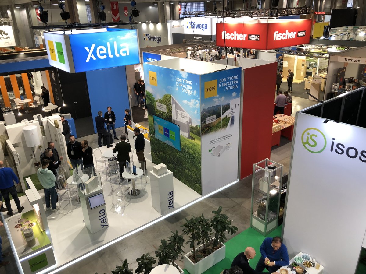 vacamcom's tweet photo. @vacamcom con Ordine Architetti Varese a @Klimahouse  per "esplorare le più recenti innovazioni dell’abitare sostenibile e cogliere spunti utili ai nostri operatori" dice il presidente @maurovitiello1, che ha anche incontrato Michel Ebner, presidente Camera di Commercio #Bolzano https://t.co/ttOKybLoCI
