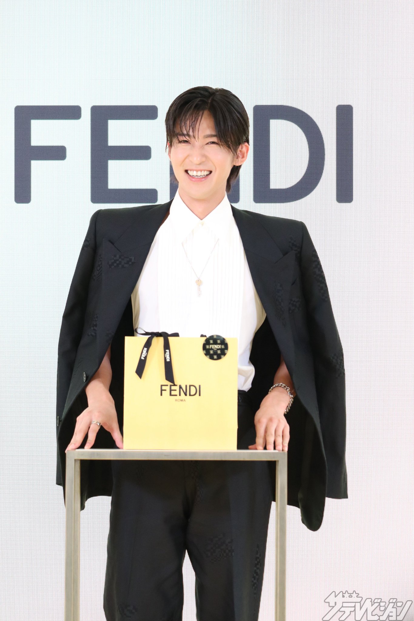 SnowMan 目黒蓮　めめmeme スノーマン　FENDIアンバサダー　記念 Snow Man目黒蓮がFENDIアンバサダーに就任、27歳の抱負は