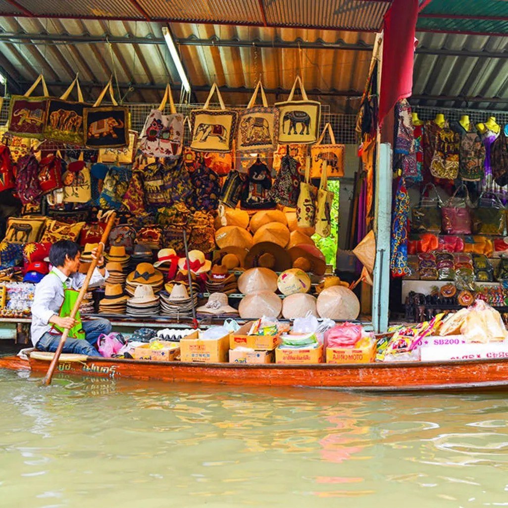 anywheretours's tweet photo. Damnoen saduak Floating Market in Ratchaburi is one of the most popular floating markets in Thailand. More info at: https://t.co/EV7hLcEjtb

#ThailandTours https://t.co/SuRCxKZ5wp
