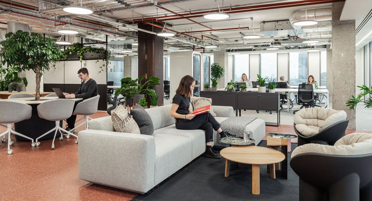 mmoserassociate's tweet image. Creating meaningful connections between people and space – discover how we combined hospitality-led experiences for @knotel in London: hubs.la/Q02jrmk_0
#Workplace #FlexibleDesign
