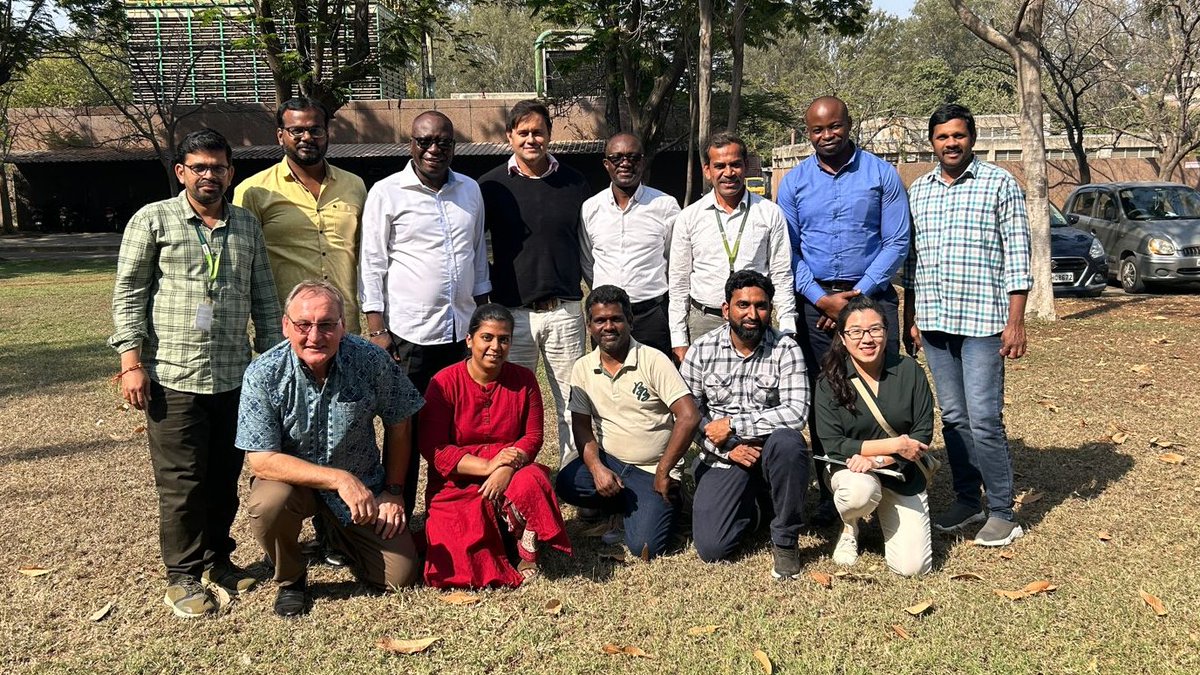 The communication teams of @ICRISAT and @WorldVegCenter converged at ICRISAT HQ. Led by Nick Pasiecznik, Communications Lead @WorldVegCenter, and Ramon Peachey, Director of Communications, ICRISAT, the discussions centered on optimizing communication strategies for more…