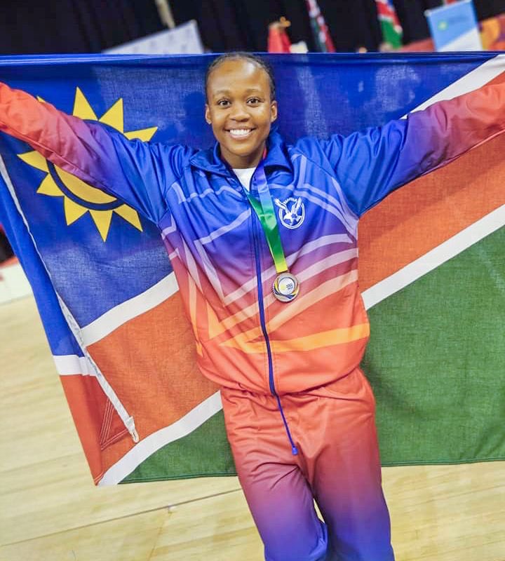 gsport4girls's tweet image. #AthleteFOCUS Golden Fireballs and UJ netballer Monica Gomases says: ‘I want to be great at everything I do, every time I do it!’ Gomases believes that having strong sponsors both elevates netball and takes it to where needs to go.

🔗 gsport.co.za/great-at-every…

 #gsportNewsletter