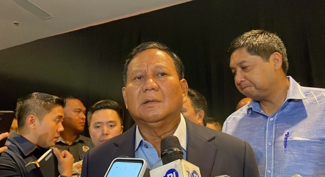 suaradotcom's tweet photo. Heboooohh !!!
Prabowo Dikabarkan Jatuh Sakit Usai Kampanye di Sumedang dan Dirawat di #RSPAD.
Faktanya Ternyata.... https://t.co/2okIFxVS7c