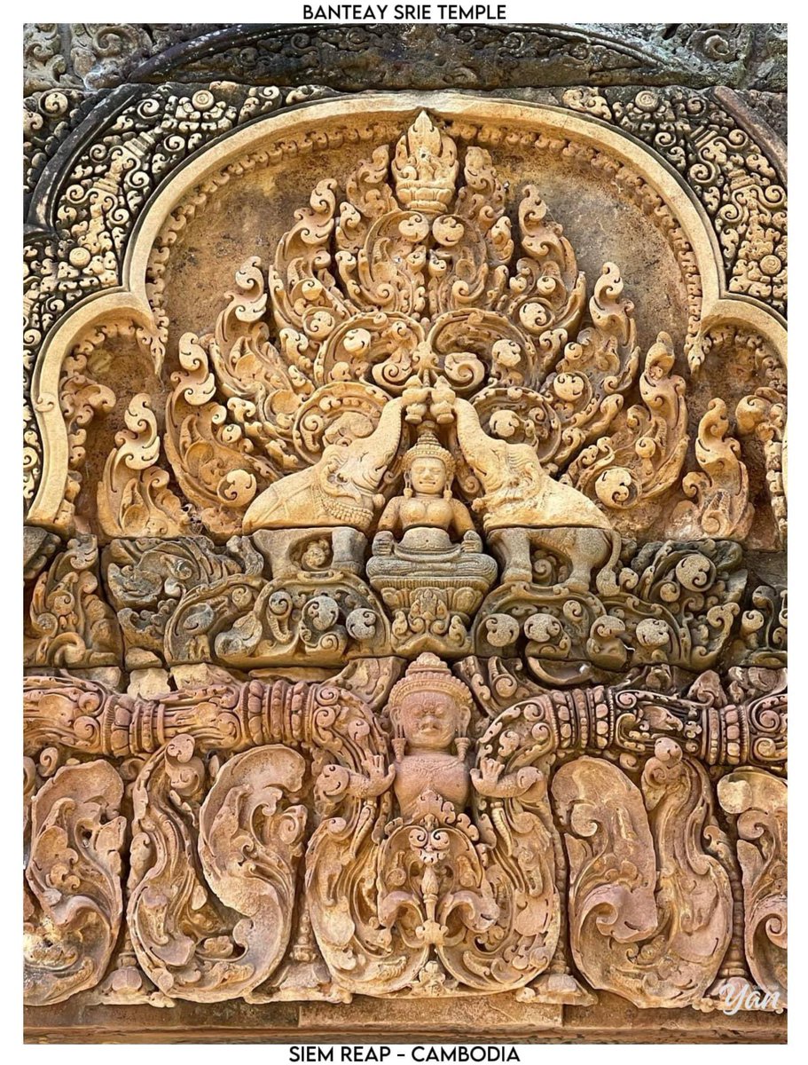 Devi Lakshmi is being blessed by elephants - This detailed carving is on pediment of Prasat Banteay Srie.

#Cambodia #AngkorwatTemple