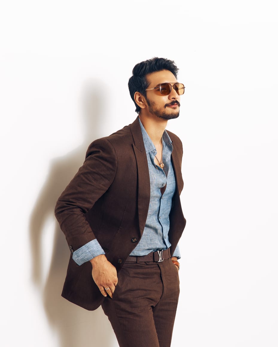 ThamizhPadam's tweet photo. @Gautham_Karthik setting the style bar high in his latest photoshoot😎. 

#11YearsofKadal #11YearsOfGauthamKarthik
@Gopi_Thiraviyam @pro_barani https://t.co/oNWxuz4qks