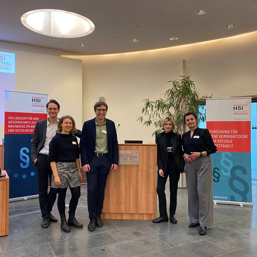 ArbeitsrechtHSI's tweet photo. 🔸Nachwuchscolloquium 2024🔸

Vor uns liegen 2 vielversprechende Tage mit 8  Wissenschaftler*innen, die ihre Arbeiten präsentieren, mitTeilnehmenden, Prof. Dr. Eva Kocher @cillas_research, Prof. Dr. Felix Welti @uni_kassel + Praktiker*innen diskutieren. Wir freuen uns! @bsg_bund https://t.co/37o6AkSmtD