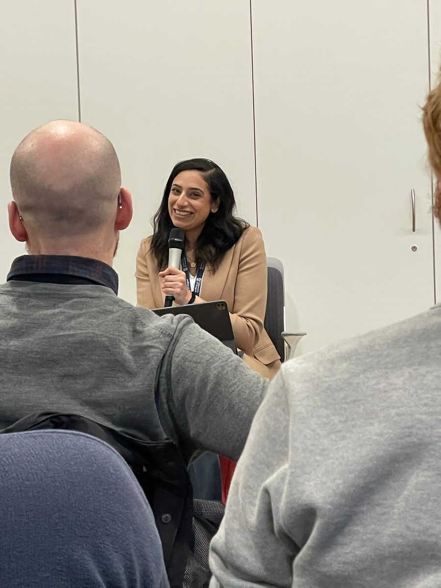 Thank you @UzmaJKhan for speaking to our students about your career journey from the civil service through to your current role as the Vice Principal for Economic Development and Innovation at the @UofGlasgow. We loved hearing from such a successful and interesting person!