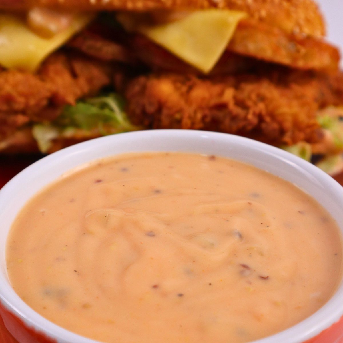 thesamscooking's tweet photo. THE Best Chicky Sando with THE Best Sauce in existence 😁😁

#Holdspatula https://t.co/SqjY7Ge42m