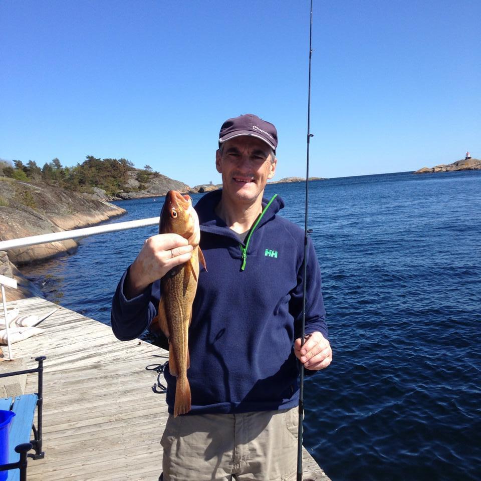 Having fun with my self and workers I cut a fish once my hook get into the water