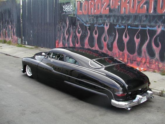 *
* *
 One Kool Lead Sled '49 Merc

...M...     🧐