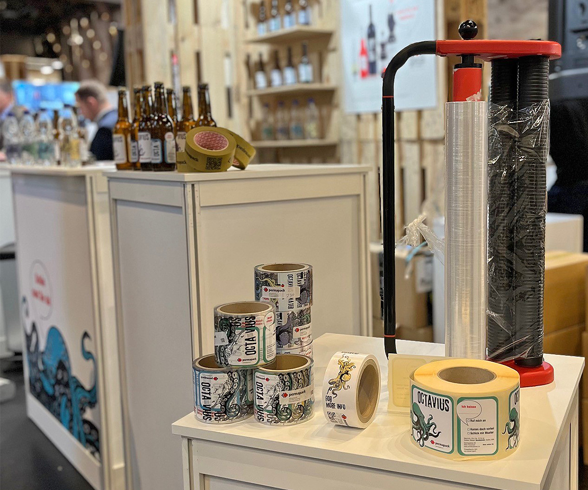 PermapackAG's tweet photo. Viele Grüsse aus Aarau! Heute und morgen sind wir auf der Glug 24 am Stand 314 anzutreffen und präsentieren als Partner für Getränkeverpackungen mit eigener Druckerei unsere Etiketten, Wrap Arounds und mehr: https://t.co/MPGkvXijMG Schauen Sie vorbei! 
#Messe #Permapack https://t.co/aCHYuNQpb2