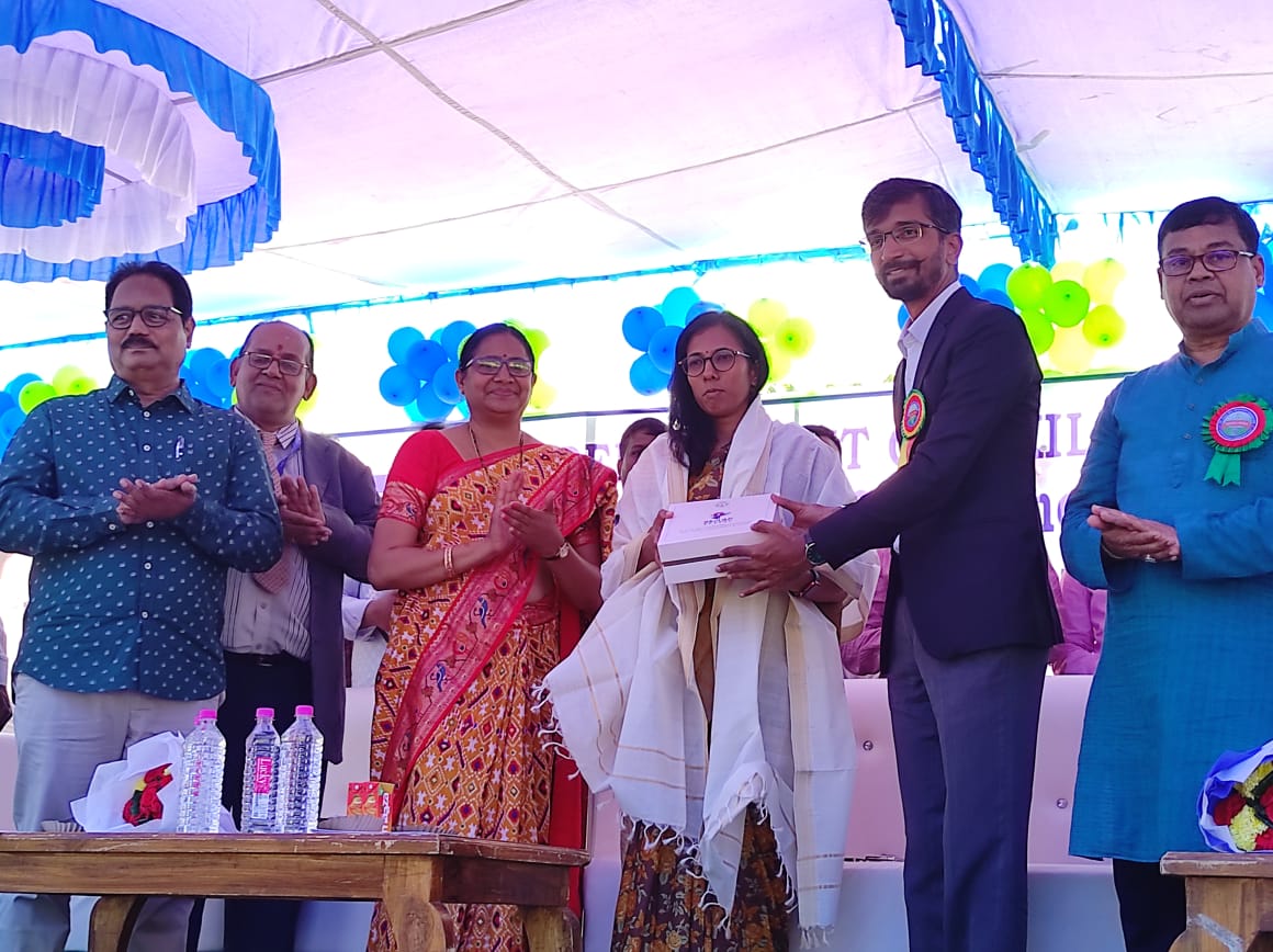 AP_Skill's tweet photo. @AP_Skill has Conducted Regional Job Mela at SITAM College @vzmgoap
Hon'ble District Collector &amp; Magistrate Smt #Nagalakshmi IAS Attended as Chief Guest
Attended Guests
Dr #VinodKumarV IAS MD&amp;CEO @AP_Skill
Smt #UmaDevi REO
District Employment Officers of @vizaggoap and @vzmgoap https://t.co/6NwMxspQ1X
