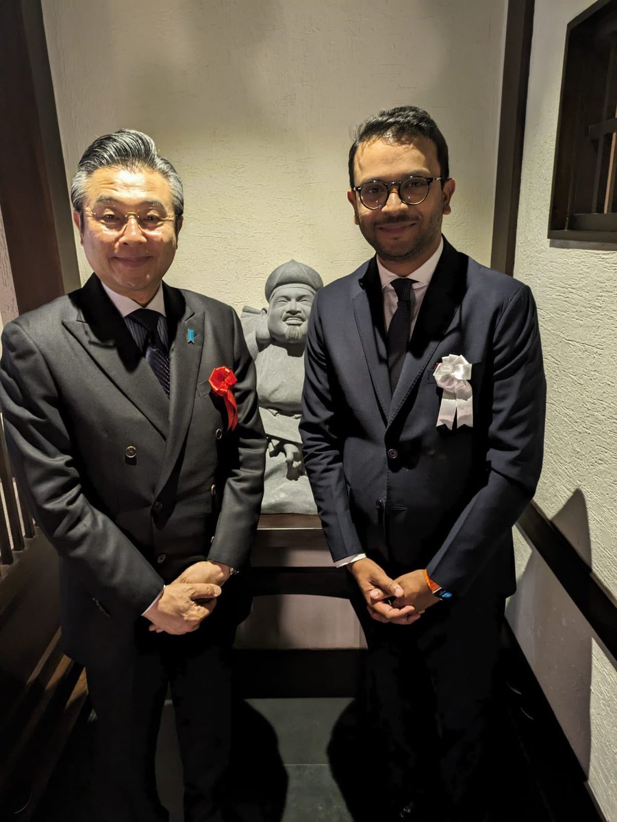 JapanAmbIndia's tweet image. Congratulations on the opening of the second "EBISU" restaurant in Saket ! Among delicious dishes, you can now enjoy authentic Sushi with Japanese seafood 🍣 at new sushi counter!!

Please see my congratulatory remarks 🍜🍣
in.emb-japan.go.jp/files/10061506…

#EBISU