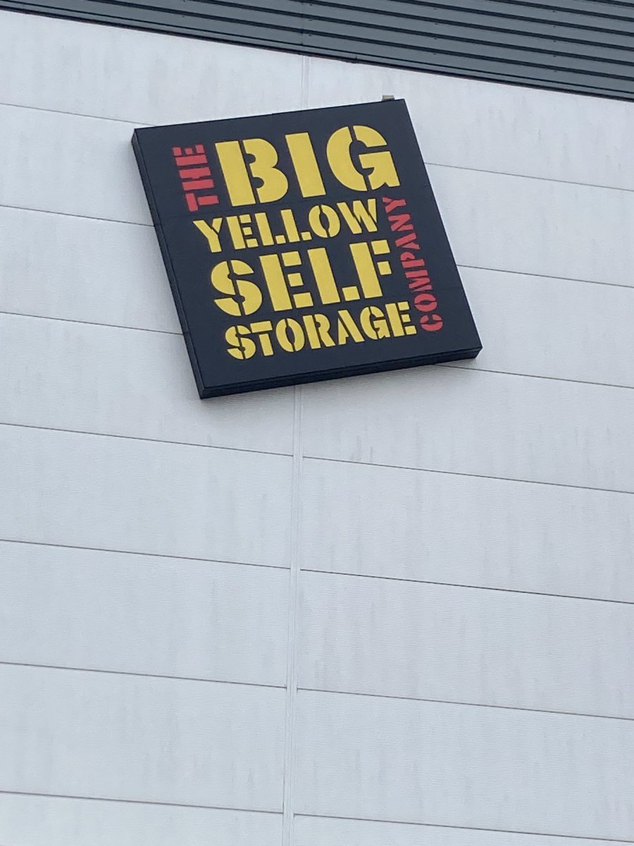 Great to meet up with Alex & team @bigyellowss Camberley this month & discuss our plans for the year. We really appreciate being able to store our fundraising things with them. This month we have a lunch @MacdonaldHotels Frimley Hall & are at Heatherside popup #coffeemorning.