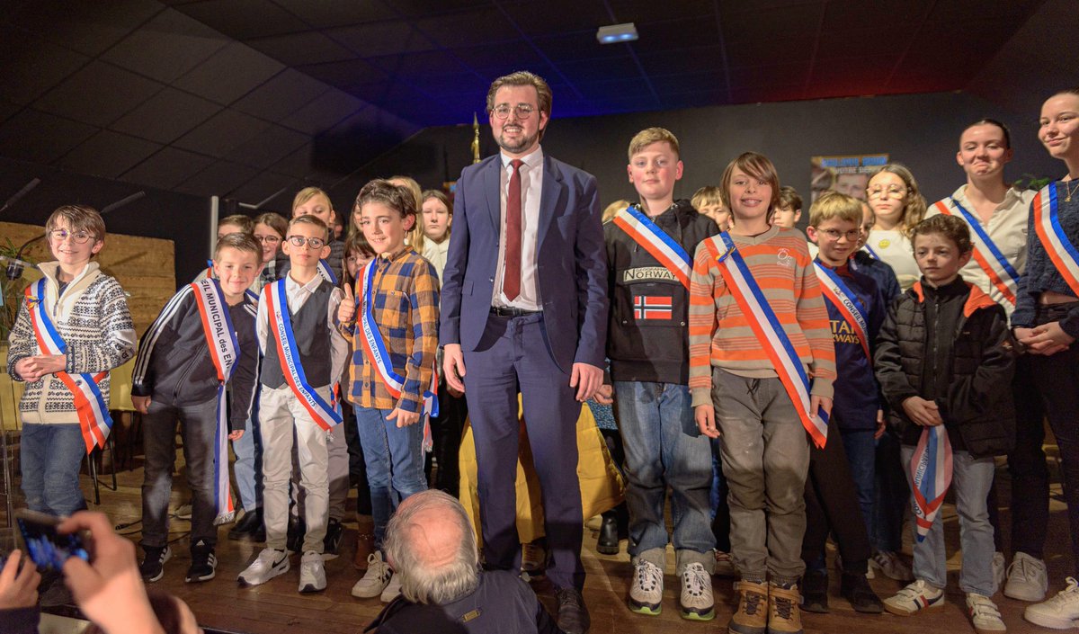 p_brun's tweet photo. A Incarville hier soir dans une salle pleine à craquer pour rendre compte aux habitants de l'Eure des combats que je mènerai en leur nom à l'Assemblée en 2024 https://t.co/L3gY8gUAAr