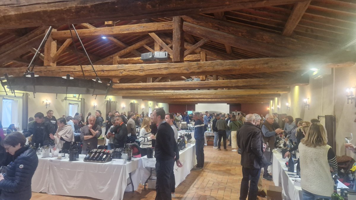 AOPLanguedoc's tweet photo. Retour en images sur le Salon Saporta 🍷2024  
Merci à tous les producteurs présents et visiteurs 🙏

L'abus d'alcool est dangereux pour la santé, à consommer avec modération.

#aoplanguedoc #vins #salonsaporta #vigneron #degustations https://t.co/PE48u5rZ6b