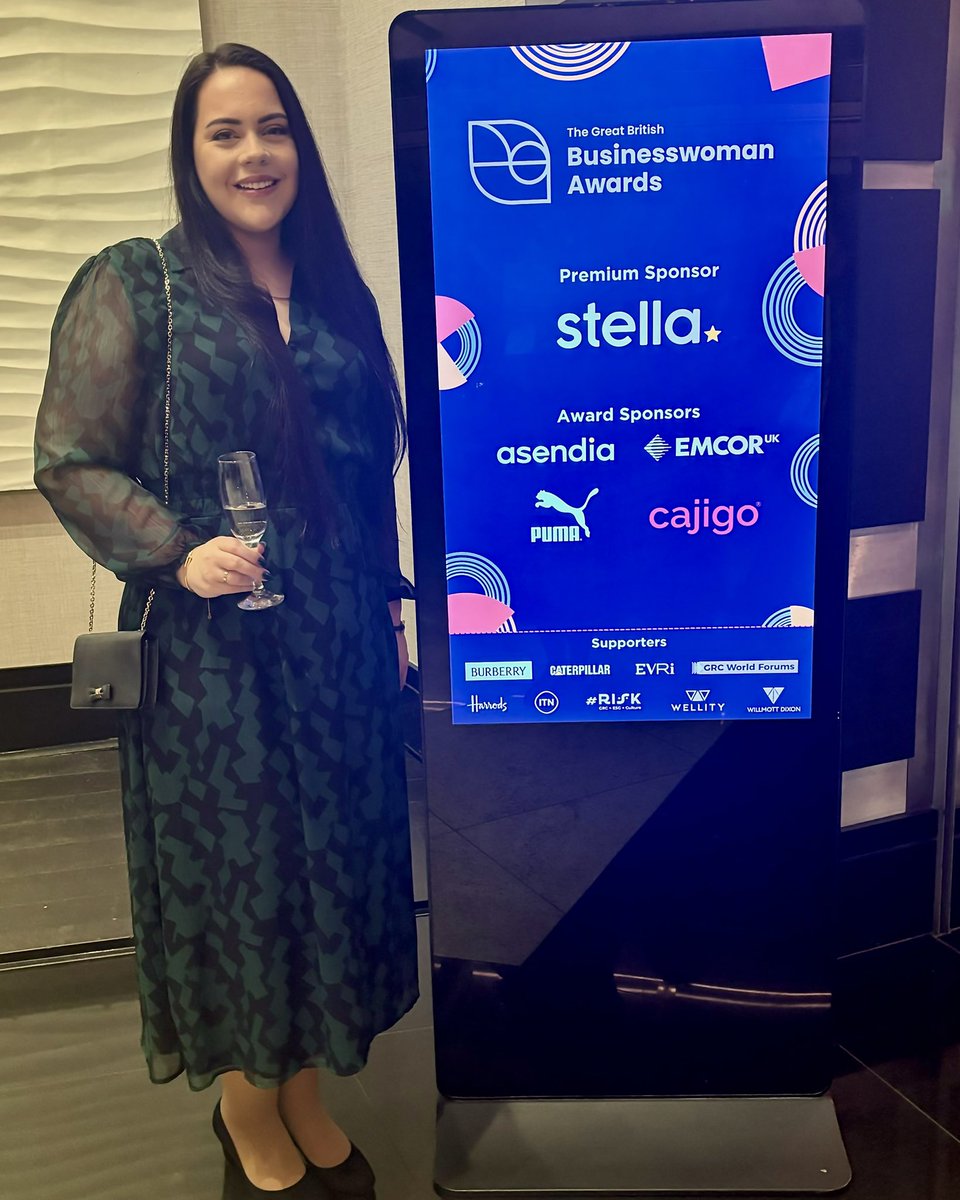 _The_LP's tweet photo. We had a fantastic evening at @GBBusinesswoman Awards last night supporting our Operations Director @emilyllewis who was a finalist for Young Businesswoman of the Year 🥂 https://t.co/CdR7MwKqIo