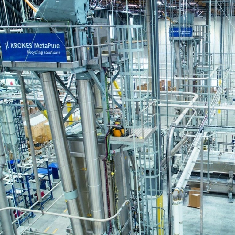KronesAG's tweet photo. Looking for a comprehensive recycling system? Great news, Krones has one for you. 🙌 Our #MetaPure washing and decontamination modules are an effective contribution to making plastic packaging more sustainable. 🌍 #Krones #Krones AG #GermanBlingBling https://t.co/0mECnjBd0U