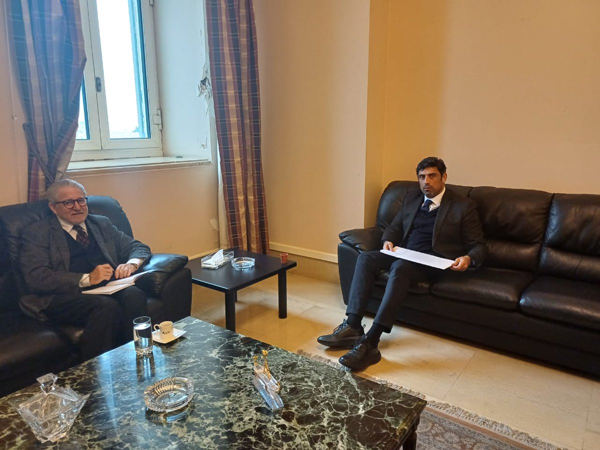 استقبل رئيس لجنة الحوار اللبناني الفلسطيني الدكتور باسل الحسن سفير إسبانيا في لبنان خيسوس سانتوس أغوادو، وجرى البحث في المستجدات المتعلقة بملف اللاجئين الفلسطينيين في لبنان وتأثره بقرار تعليق الدعم لوكالة الاونروا. rb.gy/2fy417
Read in English shorturl.at/adxGJ