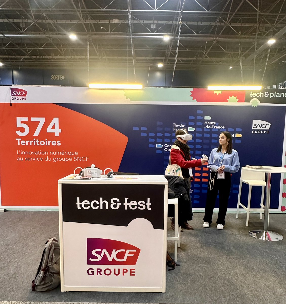 SNCFNumerique's tweet photo. Nous y sommes ! La première édition du salon @techandfest démarre aujourd'hui.  Nos experts numériques sont à @VilledeGrenoble pour célébrer le meilleur de l'innovation à travers des prises de paroles autour de la #reconversion, des #mobilites #durables et de l'#IAGen. https://t.co/N0zY8rtHXS