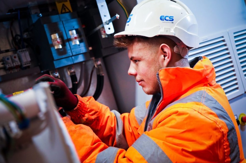 ECSengineering's tweet image. New roles available! Don&apos;t miss the opportunity to join our ever-growing team! If you are looking for a career in engineering, administration or project management, here is a great place to start: ecsengineeringservices.com/job-openings/

#careers #newvacancy #growth #newjob #engineering