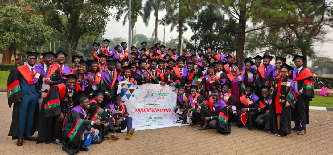 FUMSA wishes to extend it's sincere happiness and love to all the graduands of the 74th graduation at Makerere. To all the doctors, pharmacists, and all health practitioners, we are happy to see the enthusiasm you started with and perseverance along the journey pay off 🎉🎊