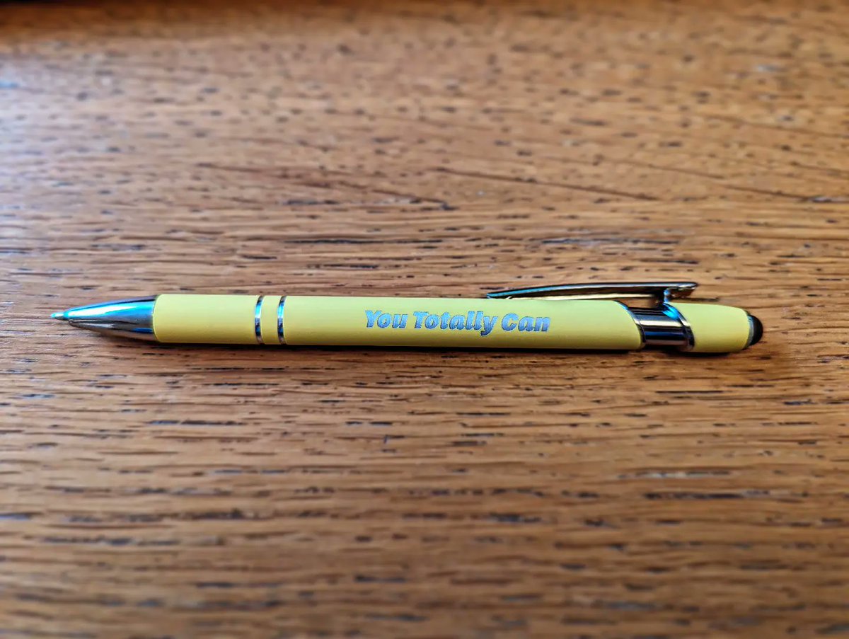 itmcopywriting's tweet image. Big news today.

I got a new pen!

I&apos;m not usually one for clichés but this yellow beauty does make me smile. 😄

#marketing #positivethinking #motivation #copywriting #digitalmarketing #inthemoment