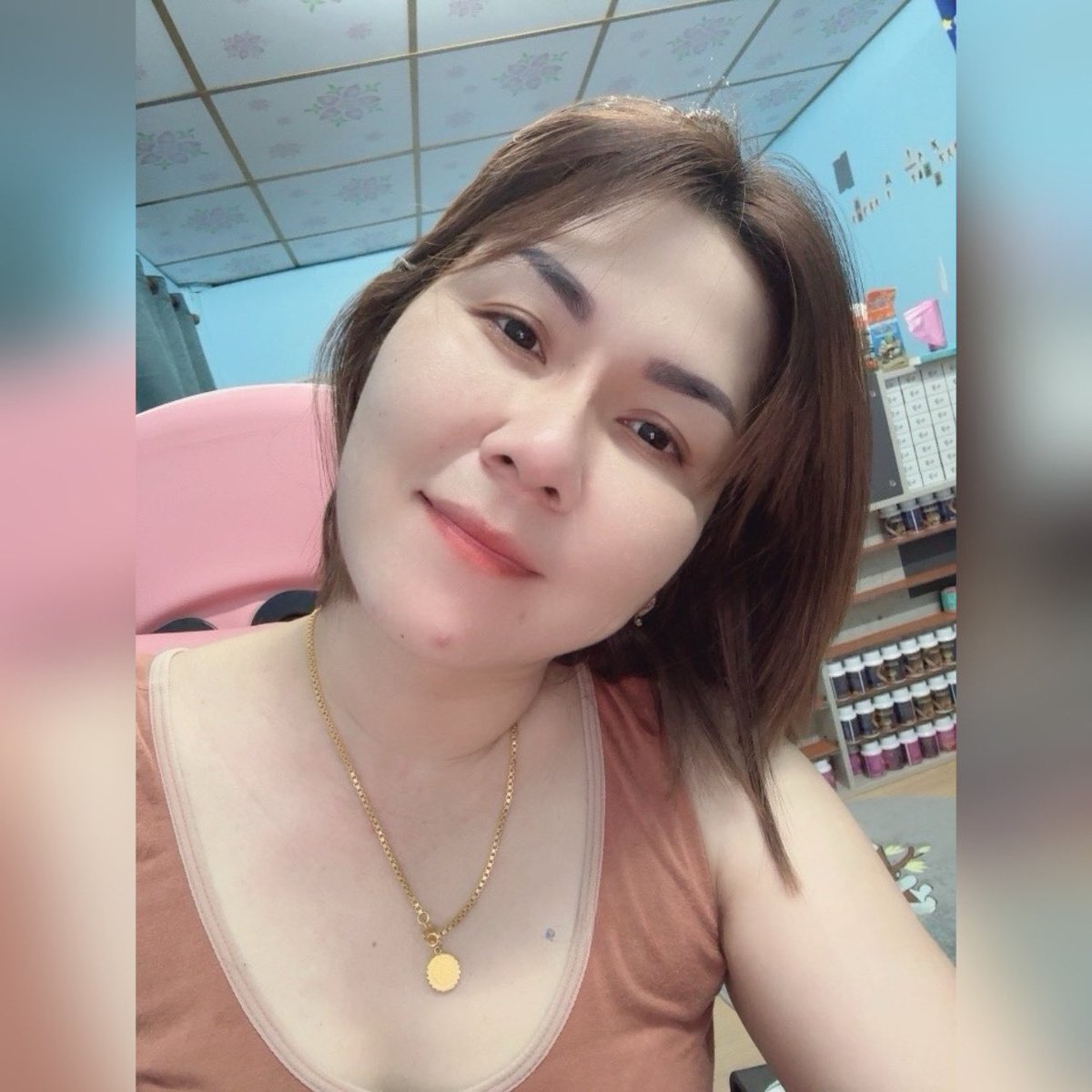 ApisaranatPimp1's tweet photo. ปลายลิ้น👅
￼ กับปลายนิ้ว อันไหนฟินกว่ากัน🤣🤣 https://t.co/Oqk0NLSRyo