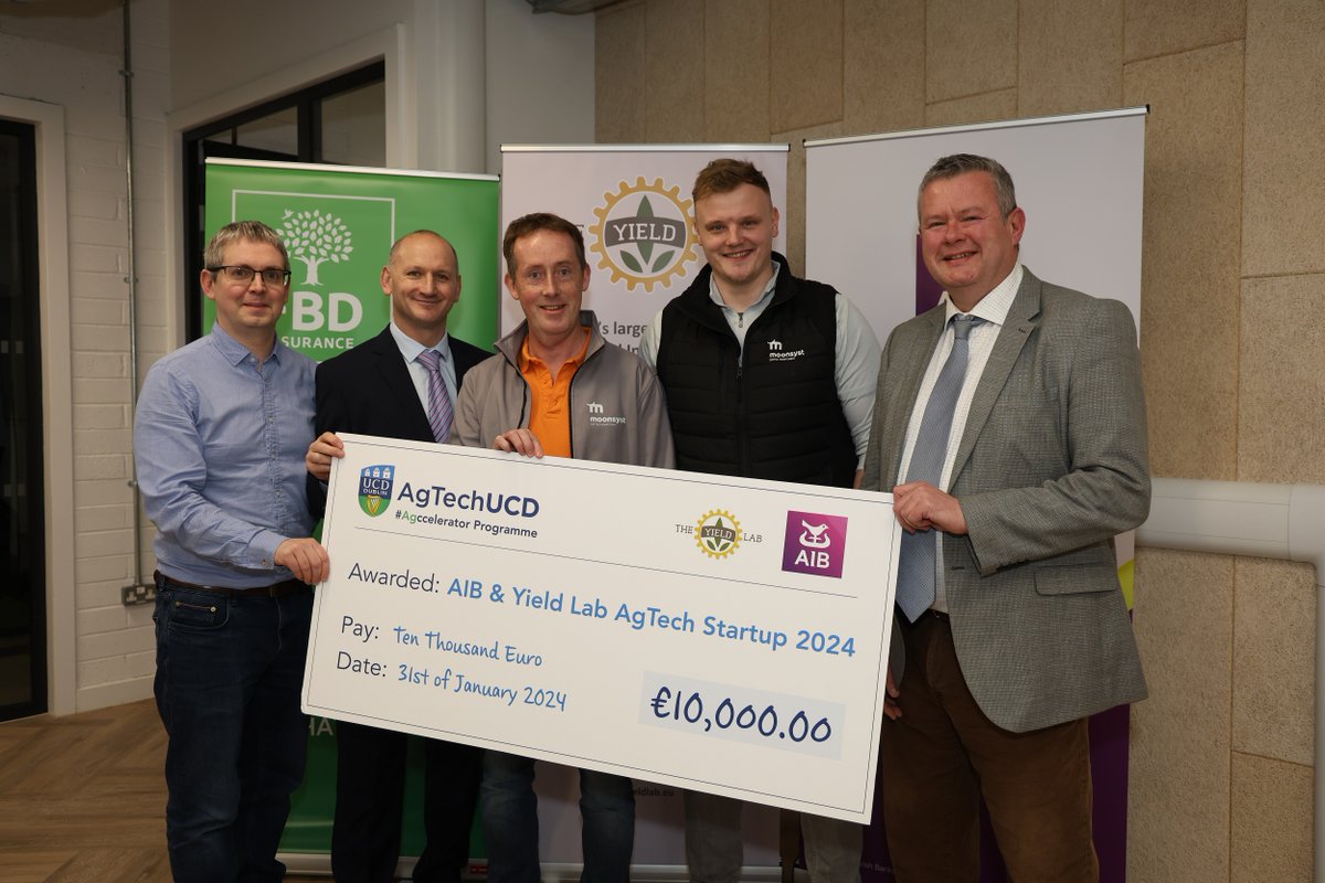 NovaUCD (@novaucd) on Twitter photo Following a final pitching event, held at <a href="/AgTechUCD/">AgTechUCD Innovation Centre</a> Innovation Centre in Co. Kildare, <a href="/moonsyst/">Moonsyst</a> was named the <a href="/AIBIreland/">AIB</a> and <a href="/TheYieldLab/">The Yield Lab</a> AgTech Start-up 2024 and received a €10k prize. Following a final pitching event, held at <a href="/AgTechUCD/">AgTechUCD Innovation Centre</a> Innovation Centre in Co. Kildare, <a href="/moonsyst/">Moonsyst</a> was named the <a href="/AIBIreland/">AIB</a> and <a href="/TheYieldLab/">The Yield Lab</a> AgTech Start-up 2024 and received a €10k prize.
