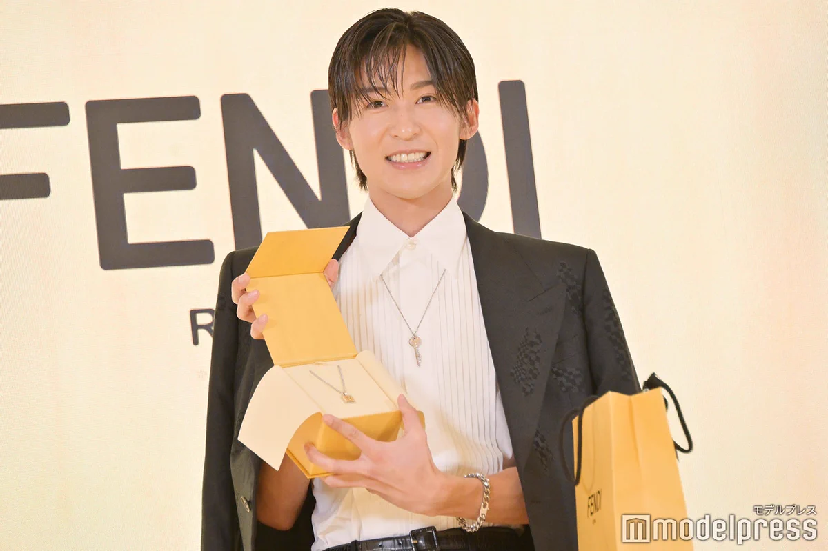 FENDI ネックレス 目黒蓮さん着用モデル モデルプレス on X: 