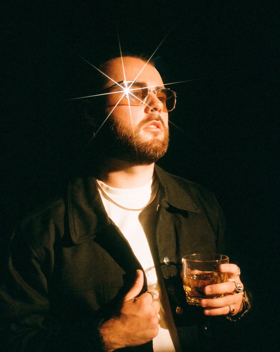 BermudaCal: A rising star in the Hip-Hop universe releases ‘GOD’

The song's release is complemented by a compelling music video directed by Edd Roberts

famemagazine.co.uk/bermudacal-rel…

<a href="/bermudacal/">BermudaCal</a>