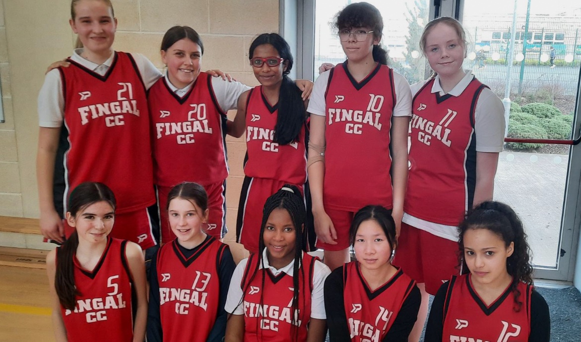 FingalCC's tweet photo. Well done to our first and second year girls’ basketball teams who played their first matches of the year today! The first years played  great and won their game. The second years were defeated but played with great skill  and sportsmanship. We are so proud of both teams! 🏀⛹️‍♀️ https://t.co/8TUsVO0mwk