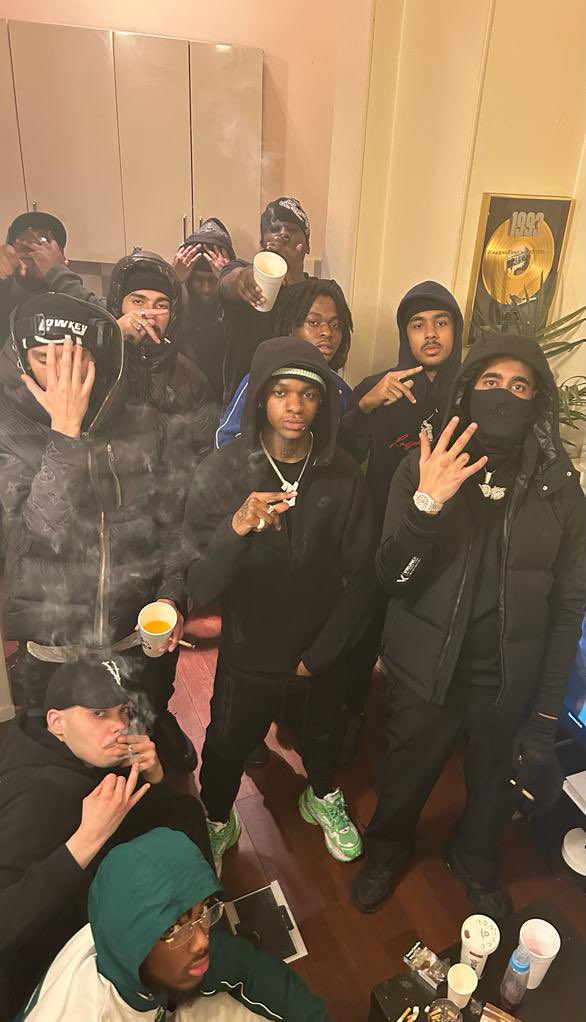 BABYSHEGGUEY's tweet photo. 700LZ 😈🏚️💯 BIG @Ashe_lz https://t.co/Ej7BRFWx6a