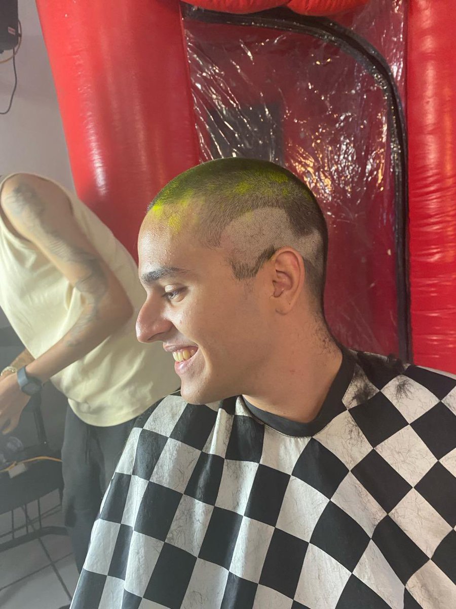 txaguinho0's tweet image. Agora que a poeira já está abaixando, acho que chegou a hora de eu falar sobre… Parabéns ao MEC e ao SISU por roubarem meu sonho! Na manhã do dia 30, tal qual outros estudantes, abri o sisu esperançoso de ver meu resultado como aprovado e, adivinha só??? Eu consegui, fui +