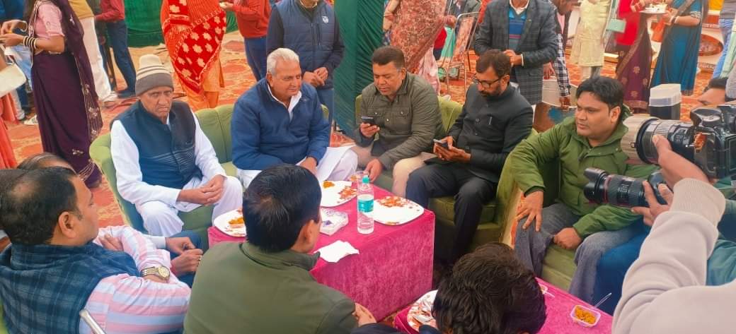 GillankheraPS's tweet photo. आज भुना मे विभिन्न कार्यकर्मो मे शिरकत की. https://t.co/PMPm8LWk9Z